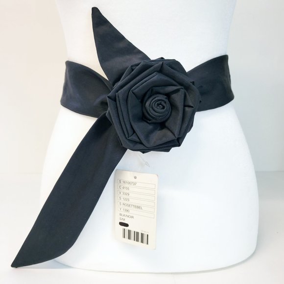 Anthropologie Accessories - Anthropologie Rosettebel Black Fabric Belt with D-Ring Closure Womens Sz S/M NWT